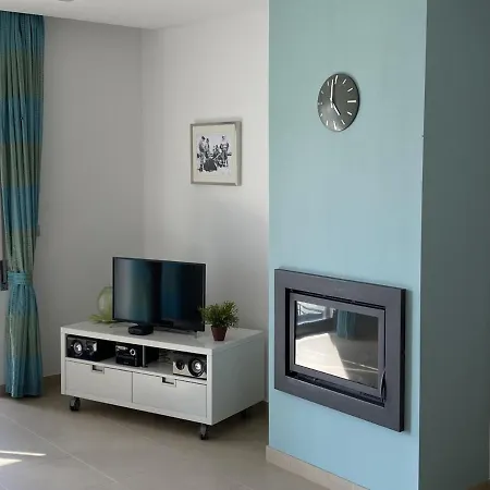 Olaf House Apartment *